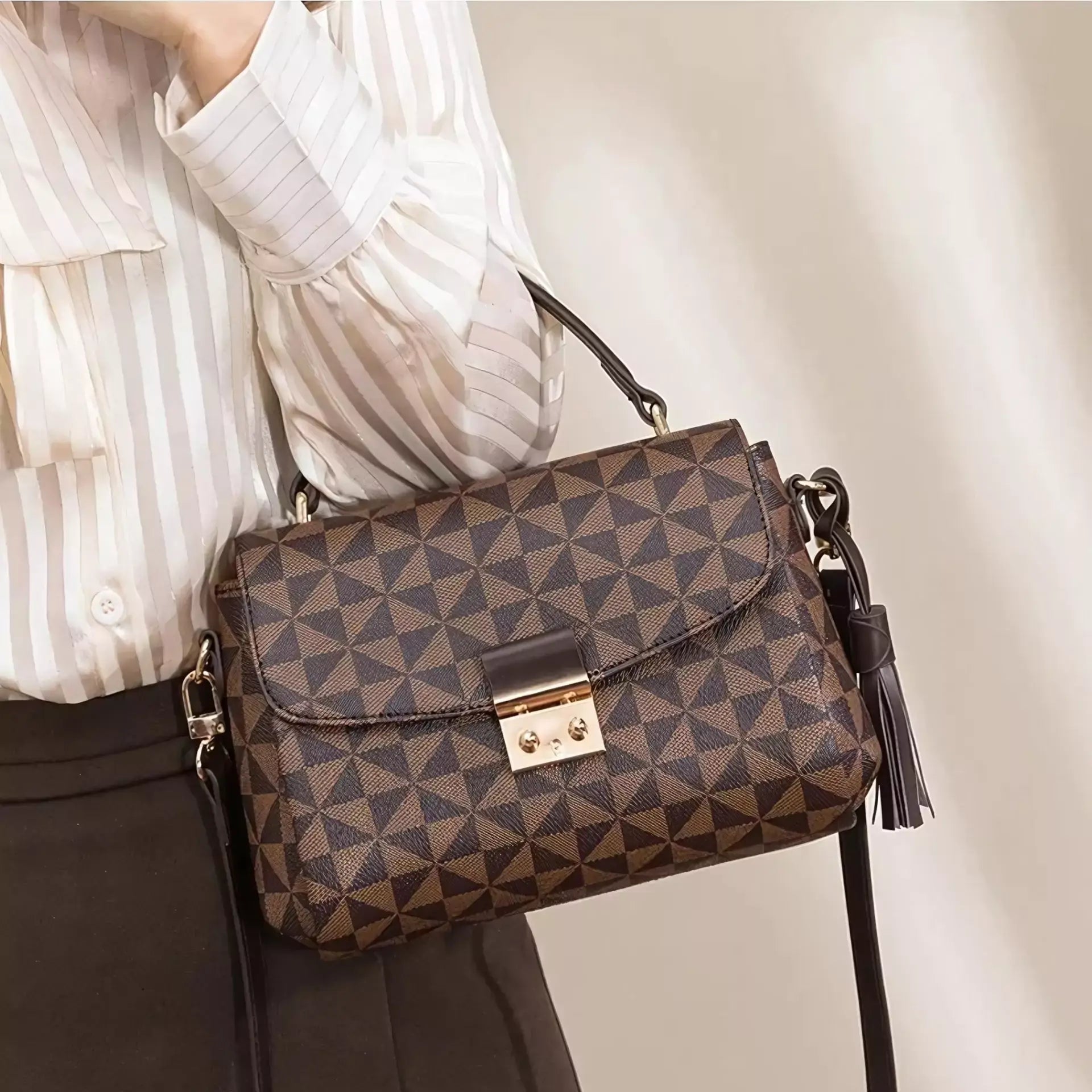 Handbag Messenger Bag Latched Small Square Bag Crossbody