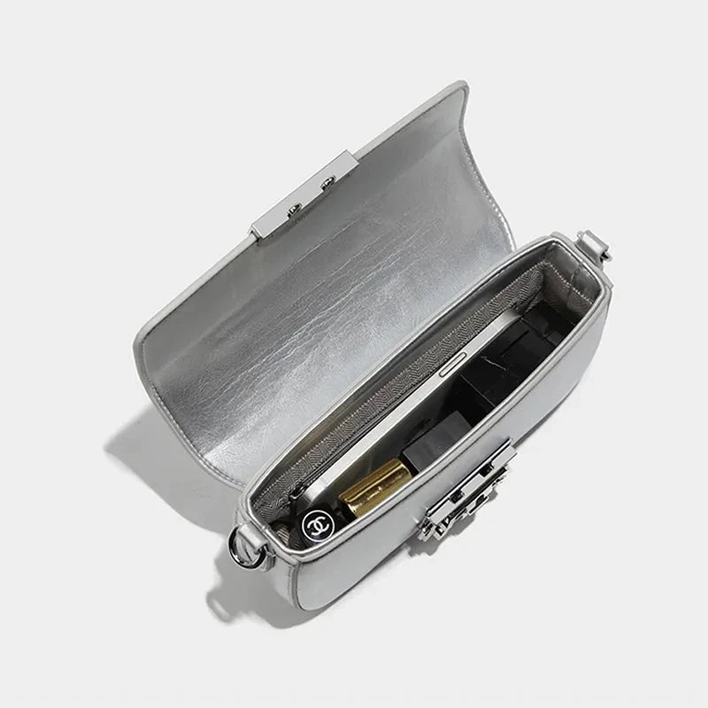 Silver Casual Chain Strap Crossbody Bag